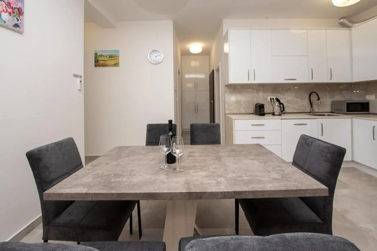 Apartment Katicic Split