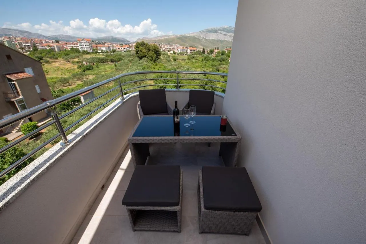 Apartment Katicic Split